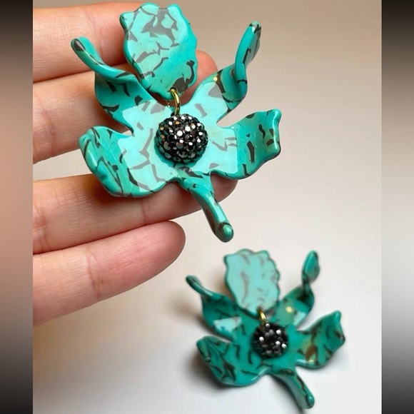 Lele Sadoughi 10 Year Anniversary Turquoise Small Crystal Lily Earrings NEW - Picture 6 of 13